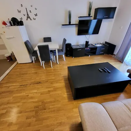Angelika Kvart Apartment Podgorica