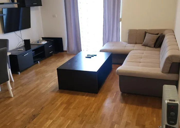 Angelika Kvart Apartment *