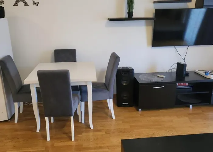 Angelika Kvart * Podgoriçe